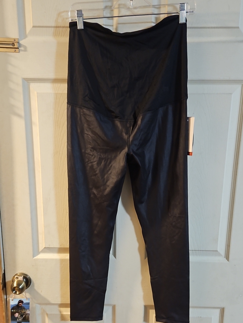ISABEL BY INGRID & ISABEL ACTIVE HIGH GLOSS LEGGING: BLACK: NEW WITH TAGS: SZ L
